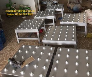 Băng tải bi cầu